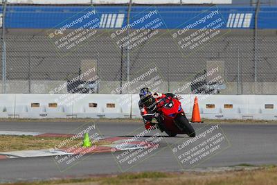 media/Nov-26-2022-Fastrack Riders (Sat) [[b001e85eef]]/Level 2/Session 3 Outside Turn 9/